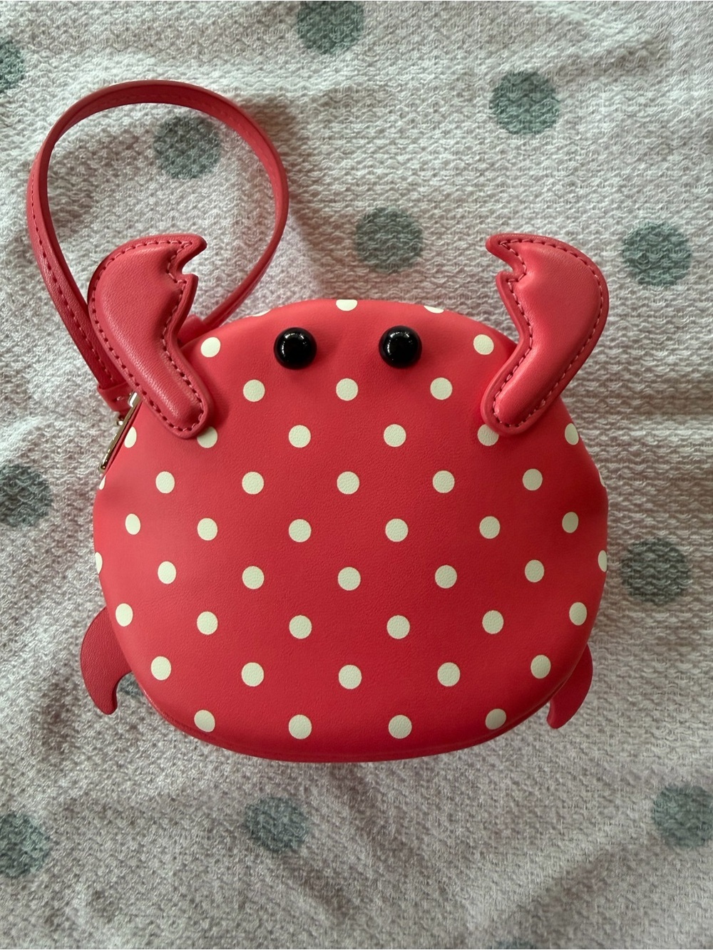 kate spade Shelly  pink Polka Dot Crab Wristlet
